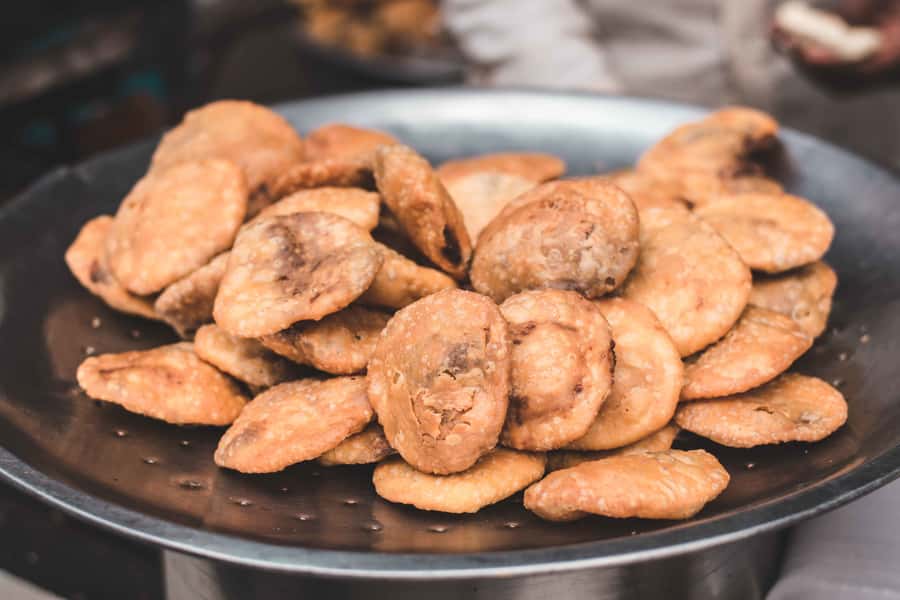 Old Delhi: 3-hour Street Food Tour - Parathewali Galli (Legend Status): Why This Stop Gets Mentioned So Often