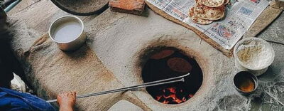 Old Delhi Food Tour: 8 Tastings & Trusted Local Stops - Passing Red Fort: quick context as you move back through the city rhythm