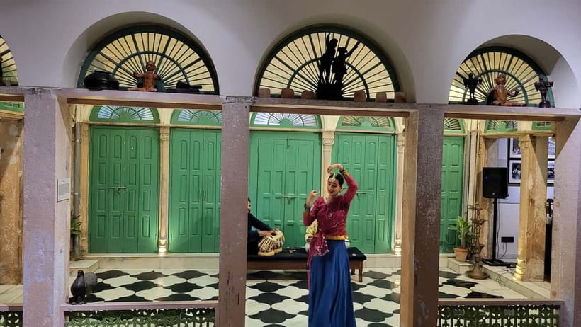 Old Delhi Haveli with live Classical dance, music & cuisine - Khari Baoli: A Guided Culture Stop That Sets the Tone
