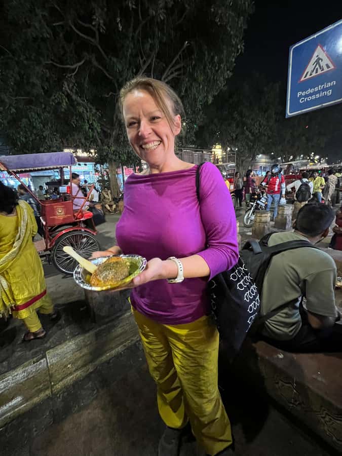 Old Delhi: Night Feast in Old Delhi Guided Food Tour - Pickup, Transport, and the Tuk-Tuk Shortcut Into Chandni Chowk