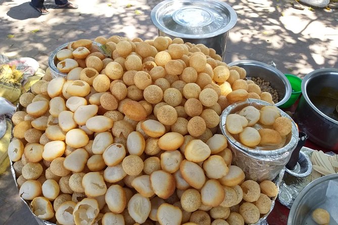 Old Delhi Street Food Tour With Spice Market On Tuk Tuk - Natraj Café for dahi bhalla and aloo tikki