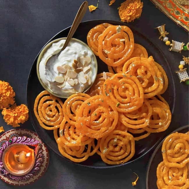 Old Delhi: Tour of Street Cuisine - Jama Masjid: a big landmark, handled at street-food speed
