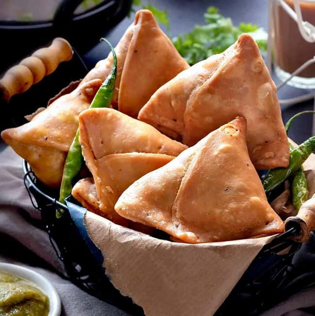 Old Delhi: Tour of Street Cuisine - Picking the right vibe: guide style can change your day