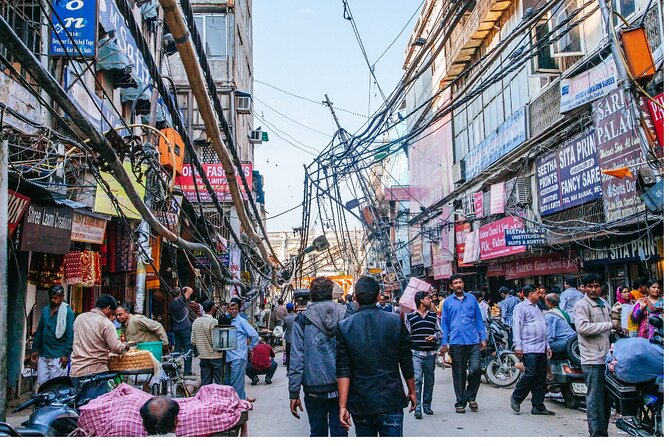 Old Delhi Tour with Tuk-Tuk/Rickshaw Ride - Khari Baoli: Spice Market Smells That Stick