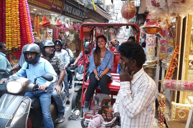 Old Delhi Tour with Tuk-Tuk/Rickshaw Ride - Pickup to Old Delhi: How the Day Really Starts