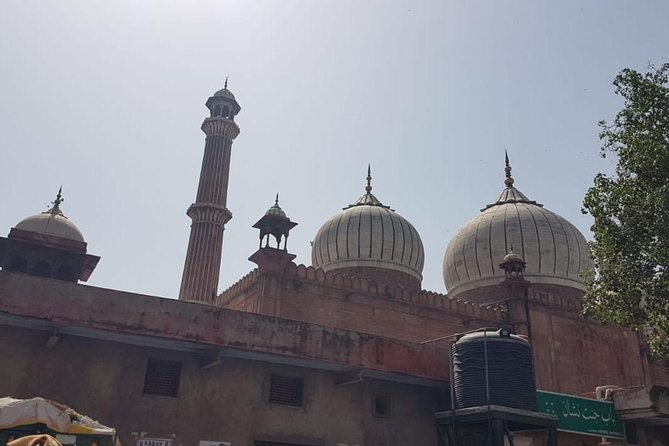 Old Delhi Walking Tour - Red Fort Stop: Seeing a Major Landmark Without the Museum-Day Feel
