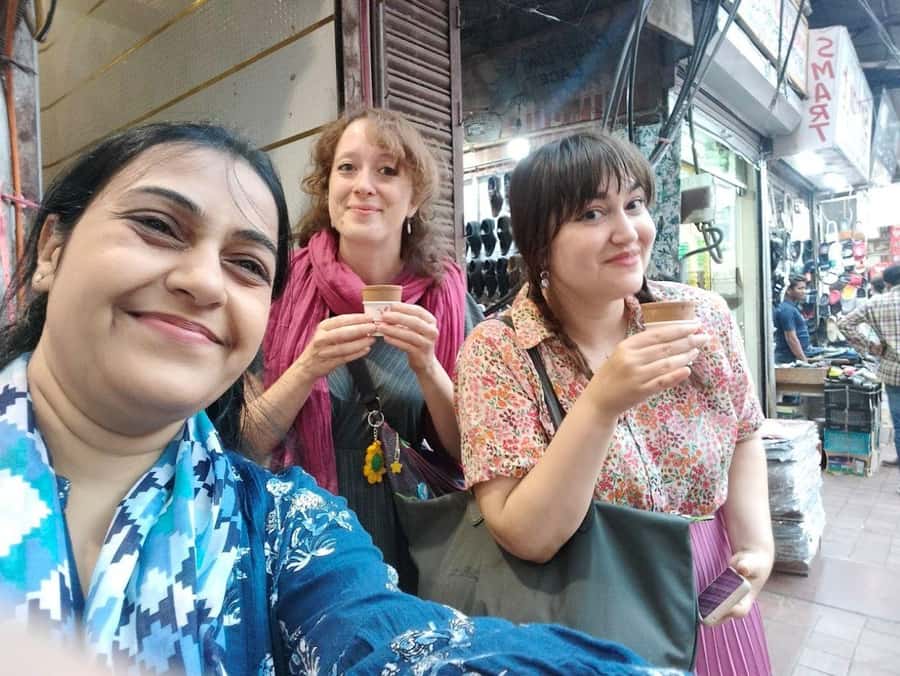 Old & New Delhi Shopping Tour with Female Consultant - New Delhi After Dark? No, New Delhi After Planning: What the Change in Streets Means