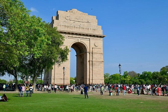 Old & New Delhi Tour : Monuments , Rickshaw Ride & Local Heritage - Key Highlights at a Glance