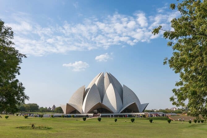 Old & New Delhi Tour : Monuments , Rickshaw Ride & Local Heritage - Why Old and New Delhi Works in One Packed Day