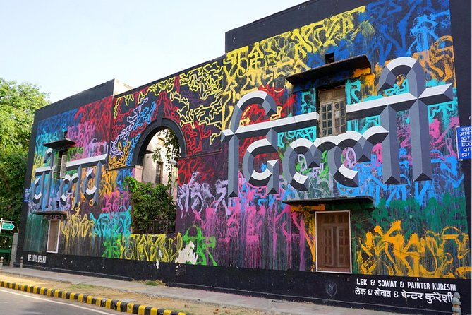 Old Town Delhi Walking Tour (2 Hours Guided Tour with Local) - Town Hall Gardens and the Urdu Poet’s Haveli: Beauty Plus Meaning