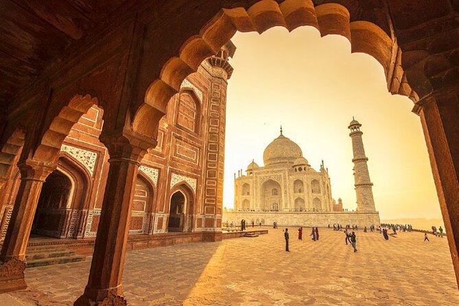 Overnight Taj Mahal Tour By car - A practical overnight plan: why this car tour works