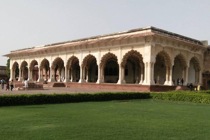 Overnight tour of Agra Taj Mahal Sunset & Sunrise from Delhi - Agra Fort, Baby Taj, Taj Mahal: what the guided loop really accomplishes