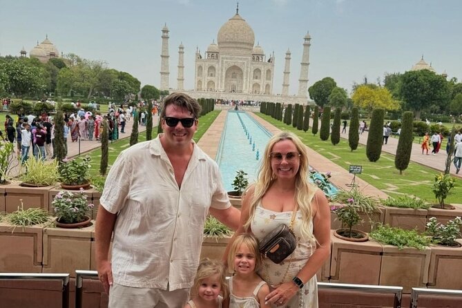 Platinum Luxury Agra Tour Taj Mahal, Agra Fort from Delhi by Car - How the Guides Make or Break the Day