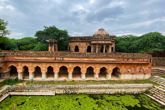 Premium Hidden Jewels of Delhi Cycling Tour - The First Chapter of Delhi - Jain Mandir Dadabari: a short visit to one of Delhi’s oldest Jain sites