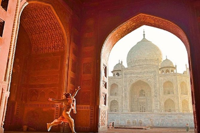 Private : 02 Days of Taj Mahal Agra Tour From Delhi - Getting picked up in Delhi and riding to Agra (without stress)
