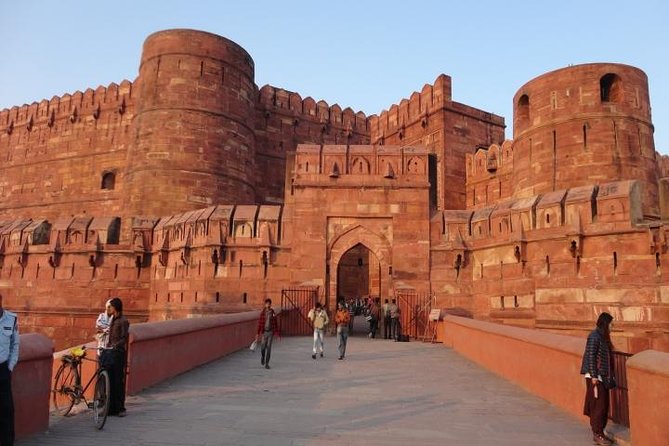 Private 2-Day Tour to The Taj Mahal and Agra from Delhi by Car - Day 1 in Agra: choosing Mehtab Bagh or shopping at Carpet House