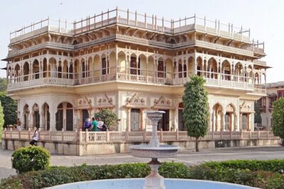 Private 3-Day Golden Triangle Tour: Delhi, Agra & Jaipur by Car - Price, entrance fees, and where your money goes