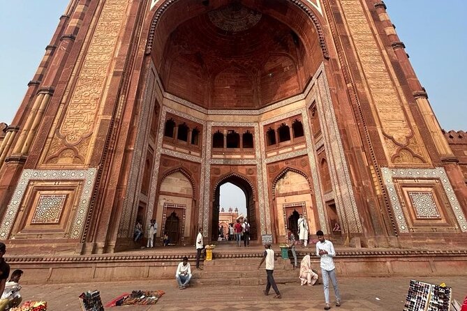Private 5-Day Golden Triangle Tour: Delhi, Agra & Jaipur by Car - Day 3: sunrise Taj Mahal plus Fatehpur Sikri’s quick world-swap