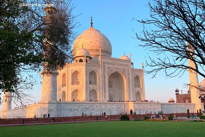 Private Day Tour of Tajmahal From New Delhi Including Agra Fort and Baby Taj - Taj Mahal with a private guide and faster entry