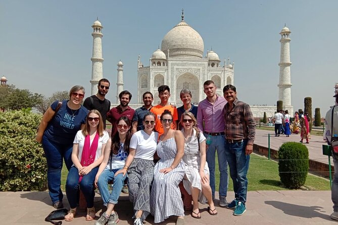 Private Day Tour Tajmahal Agra From Delhi - Agra Fort: Mughal power, palace spaces, and the Musamman Burj