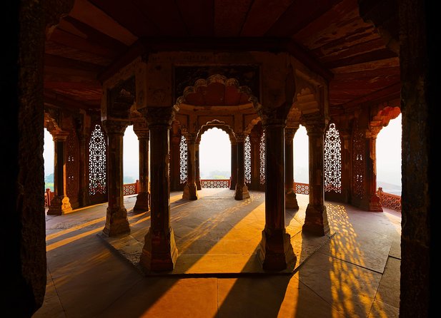 Private Day trip to Agra with Taj Mahal,Fort and lunch at 5 Star - Who Should Book This Tour (and Who Might Prefer Another Plan)