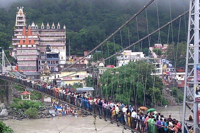 Private Day Trip to Haridwar and Rishikesh from Delhi by Car - Sivananda Ashram: one place with a clear founder story