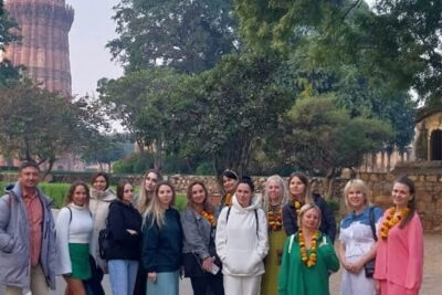 Private Delhi Agra Jaipur Multi Day Tour - Delhi: Qutub Minar, Humayun’s Tomb, and Old Delhi with a guide