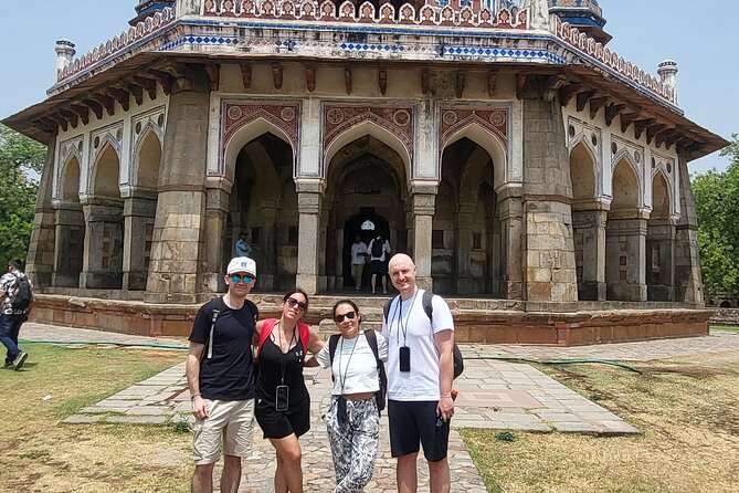 Private Delhi City Tour-Old Delhi, New Delhi and Major Attraction - Lunch timing: when you’ll eat and what’s included