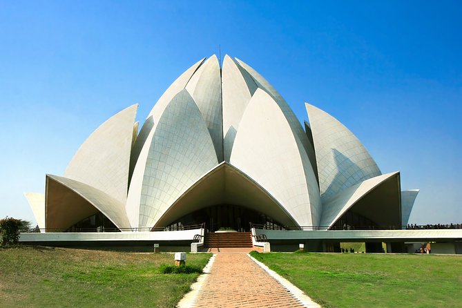 Private Delhi Tour: Lotus Temple, Qutub Minar and Dilli Haat - Cultural add-ons: mehndi and pugree wrap