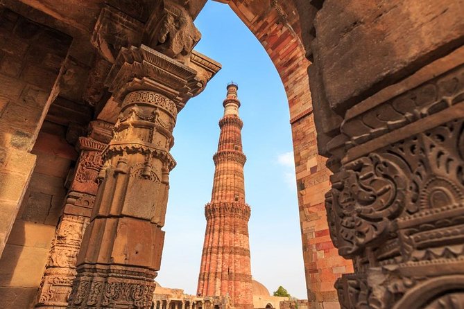 Private Delhi Tour: Lotus Temple, Qutub Minar and Dilli Haat - Qutub Minar UNESCO complex: 238 feet of Delhi ambition