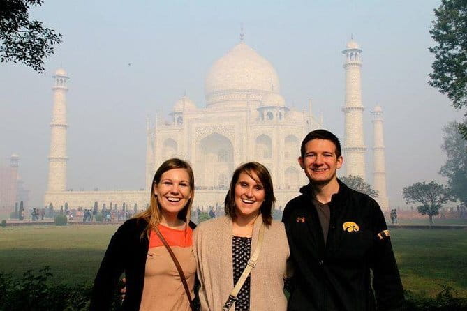 Private Full Day Old and New Delhi City Tour - Red Fort: The Mughal Residence That Still Dominates the Skyline