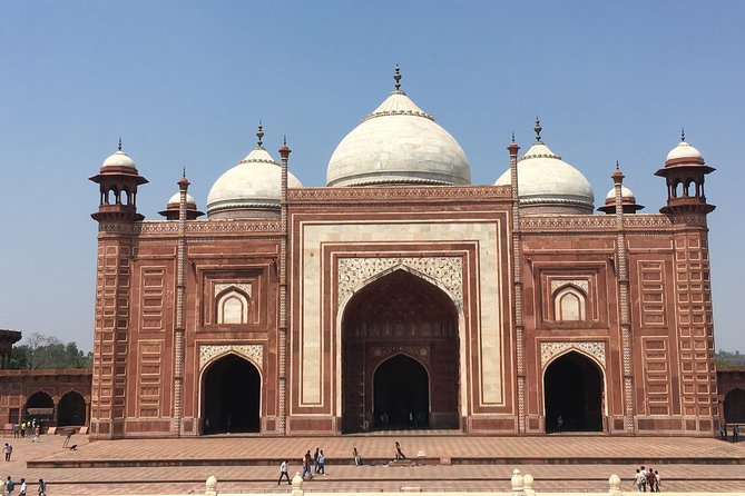 Private Full Day Taj Mahal Tour From Delhi by High Speed Gatiman Express Train - Baby Taj (Tomb of Itimad-ud-Daulah): slow down after the big names