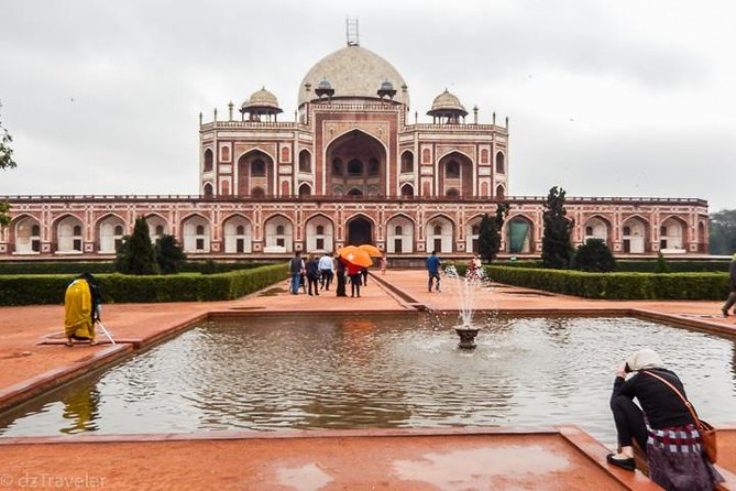 Private Full Day Temple Tour in Delhi - Lunch break: buffet lunch without the long detour