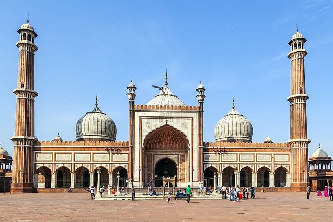 Private Full Day Tour in Delhi - India Gate: a 42-meter memorial that anchors New Delhi