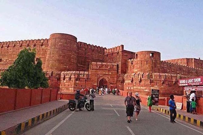 Private Golden Triangle Tour With Jodhpur From Delhi - Day 4 Jaipur: City Palace, Hawa Mahal, forts, Jantar Mantar, and a quick look at Jal Mahal