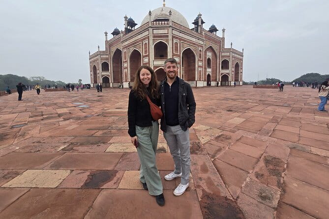 Private Guided Full Day Tour Of Old And New Delhi - Khari Baoli Spice Market: Asia’s Big-Deal Flavors in 30 Minutes