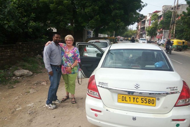 Private Guided Tour of Old and New Delhi - Raj Ghat: Gandhi’s memorial, no fuss and no ticket