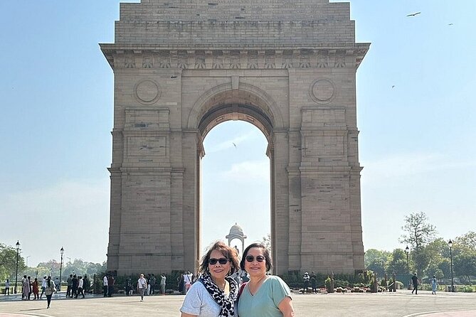 Private Half Day Delhi City Tour With Entrance Fees - Hotel pickup and the comfort of a chauffeur-driven day