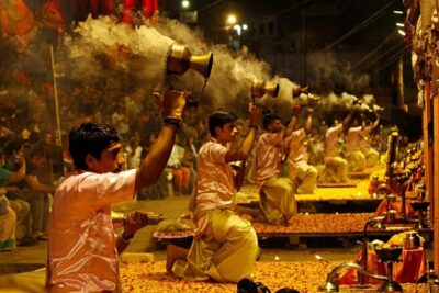 Private Haridwar Same day Tour from Delhi - Getting picked up in Delhi and settling into the long drive