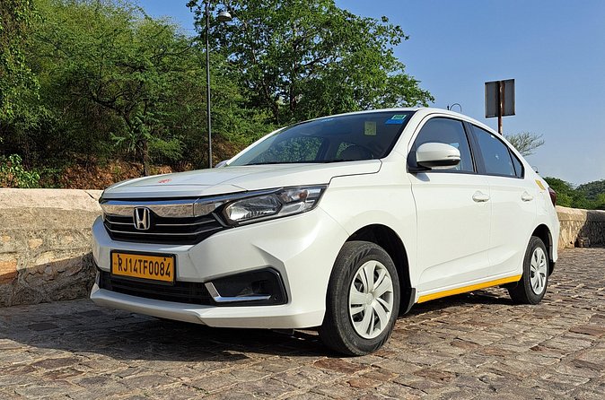 Private New Delhi Arrival Transfer Airport to Hotel/Accommodation - The one risk to watch: confirm the meeting details before you exit