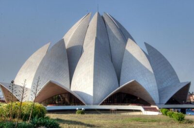 Private Old and New Delhi Tour With Lunch - Starting at 9AM: pickup, private guide, and staying on schedule