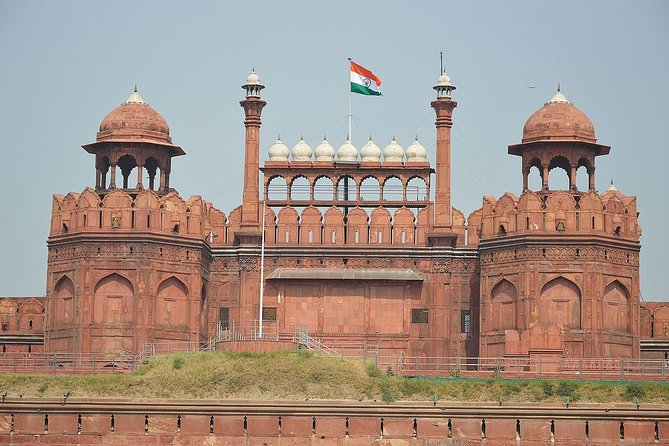 Private Old & New Delhi City Sightseeing Tour - Red Fort from the outside: why the photo stop still works