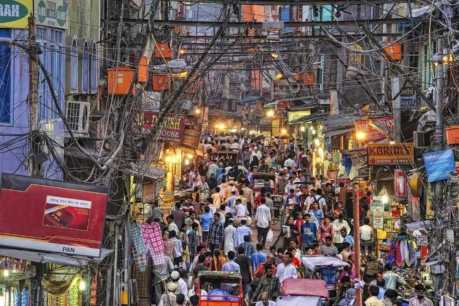 Private Old & New Delhi Tour - Experience the best of Delhi in 8 hours! - Jama Masjid: Big-Courtyard Scale Without the Stress