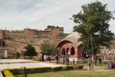 Private Same Day Jaipur Tour from Delhi by Car - Hotel pickup, A/C cab, and your guide: why this feels private