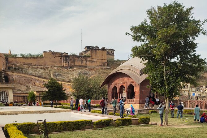 Private Same Day Jaipur Tour from Delhi by Car - Hotel pickup, A/C cab, and your guide: why this feels private