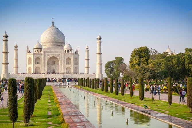 Private Same Day Sunrise Taj Mahal Tour from Delhi by Car - Stop 1 in Agra: the Taj Mahal at sunrise (1 hour on-site)