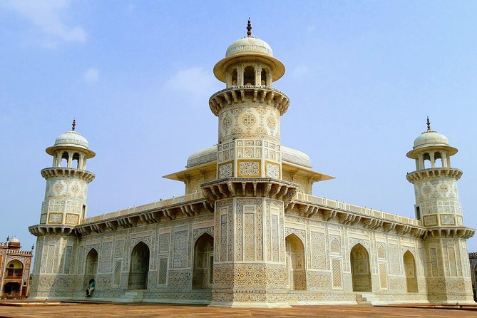 Private Skip the line Taj Mahal Sunrise Trip From Delhi By Car (All Inclusive) - Getting to Agra early: the real value of this schedule