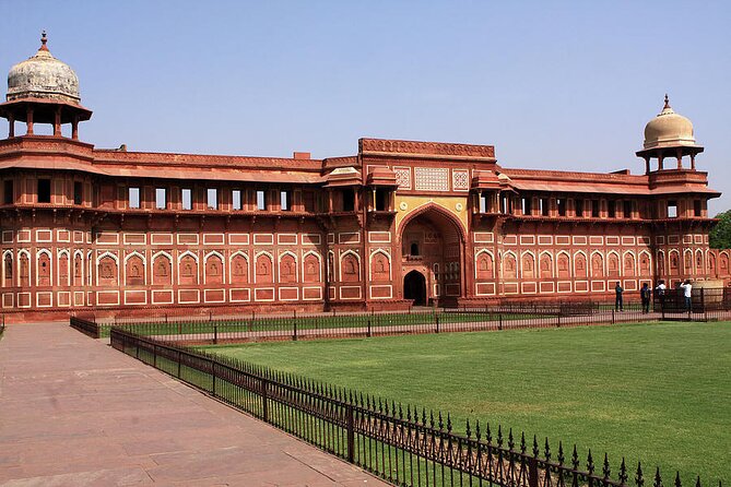 Private Skip the line Taj Mahal Sunrise Trip From Delhi By Car (All Inclusive) - Agra Fort UNESCO stop: how the pace feels