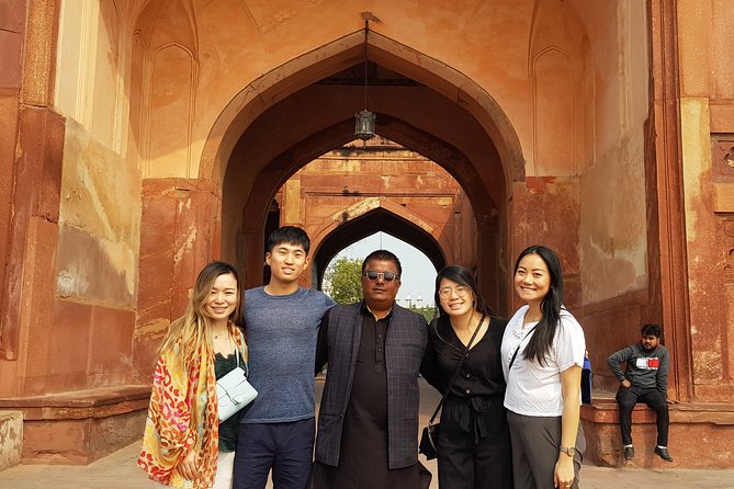 Private Sunrise Taj Mahal & Agra Day Tour from Delhi - Agra Fort: Where the Fort Complex Teaches You How Mughal Power Worked