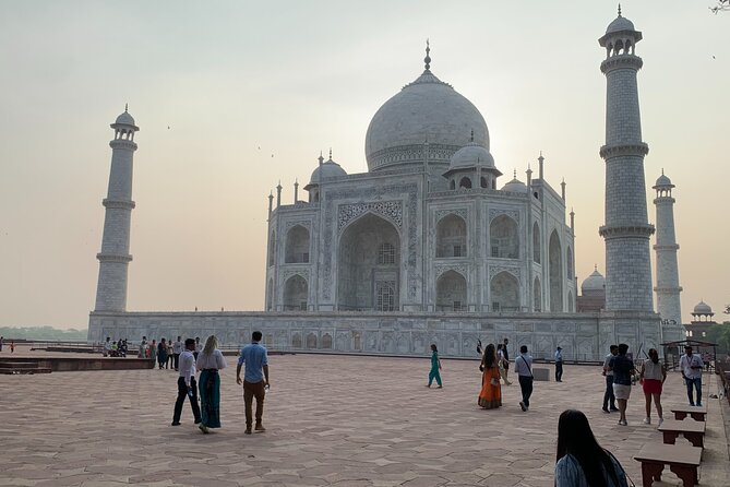 Private Sunrise Taj Mahal and Agra Fort Tour From Delhi To Agra- by AC Car - Step-by-step: the sunrise Taj Mahal morning